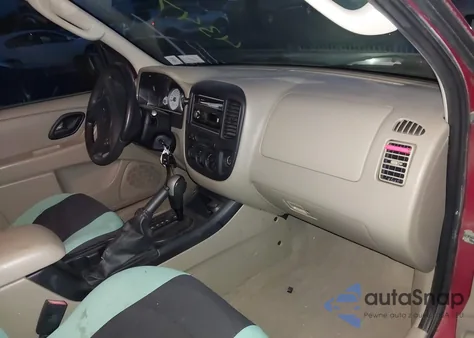 2005 Ford Escape Xls from USA, damaged, VIN 1FMYU02ZX5KD86341